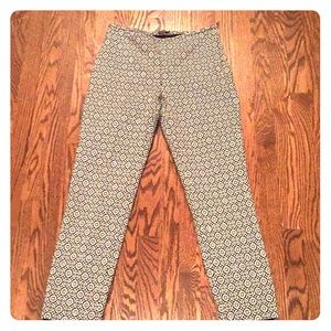 J McLaughlin size four pants